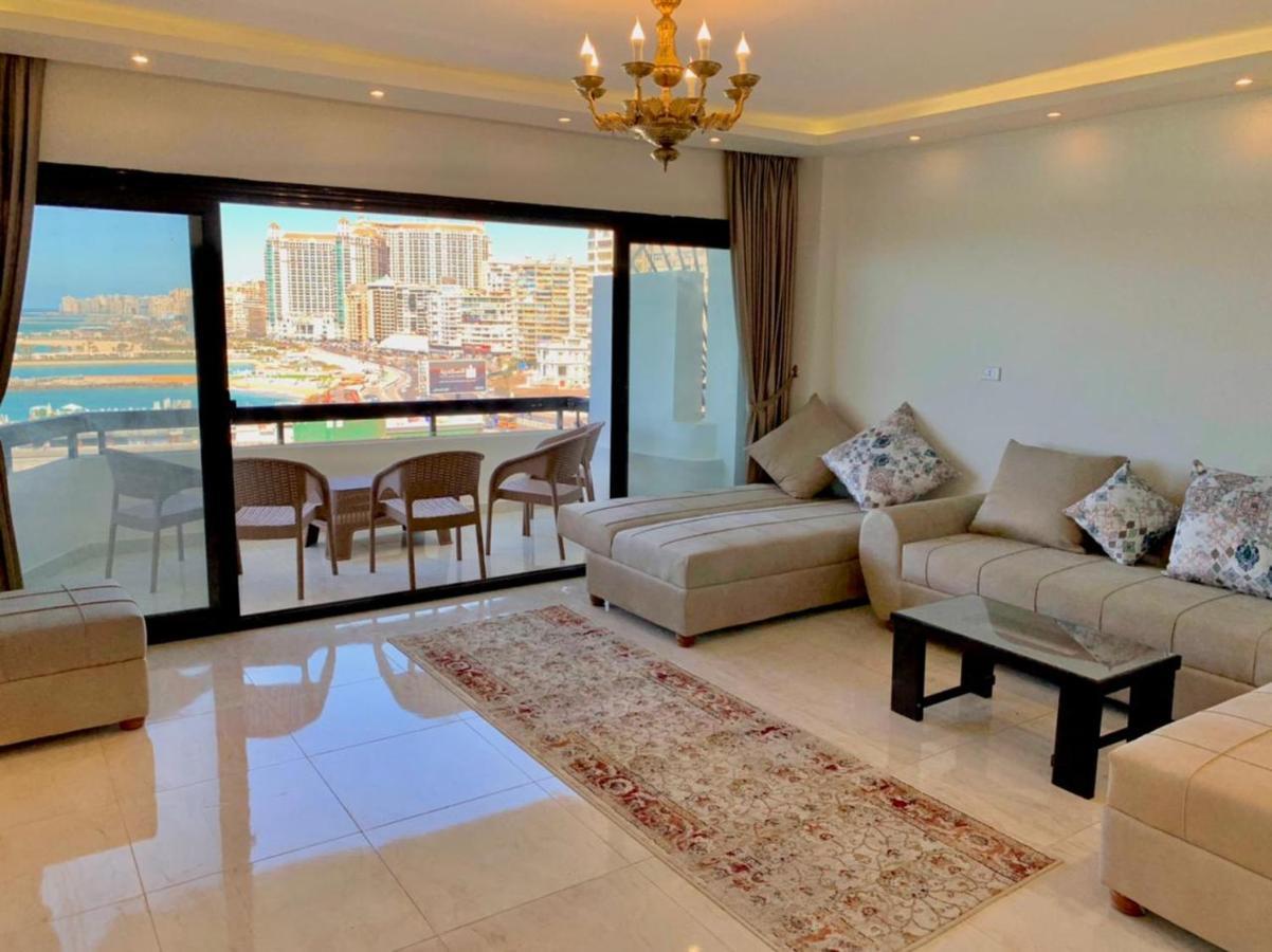 Apartment Luxury Gleem 2 Direct Sea View