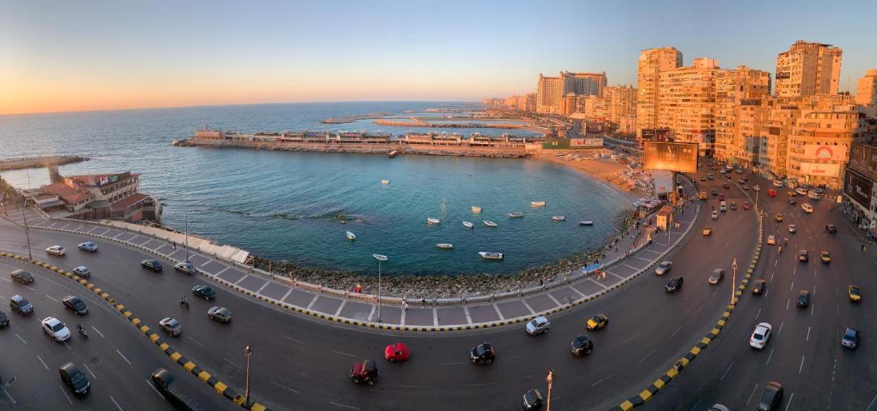 Apartment Luxury Gleem 2 Direct Sea View Alexandria
