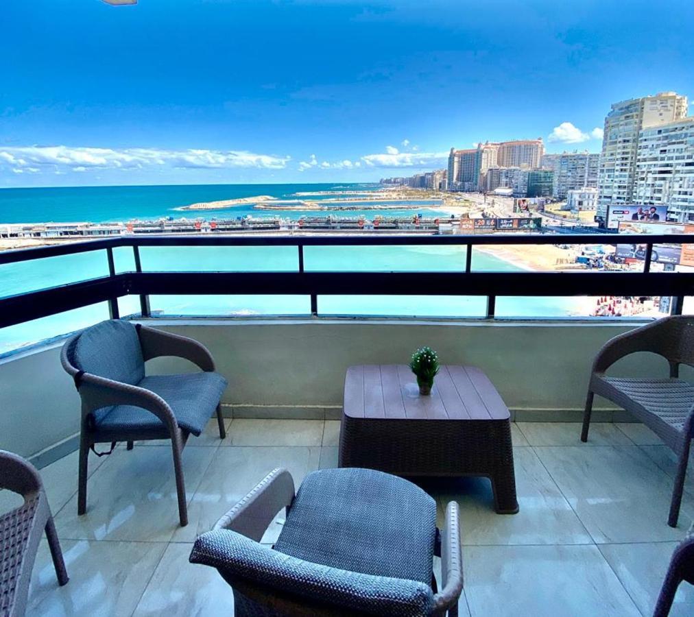 Apartment Luxury Gleem 2 Direct Sea View *