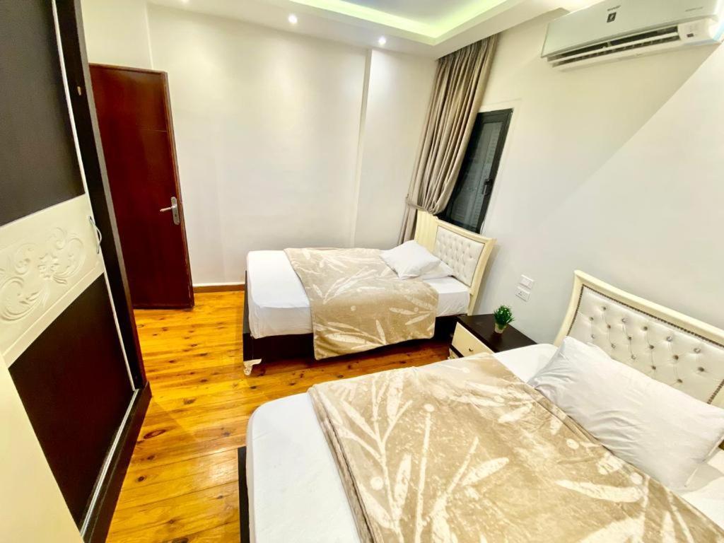 Luxury Gleem 2 Direct Sea View Apartment *
