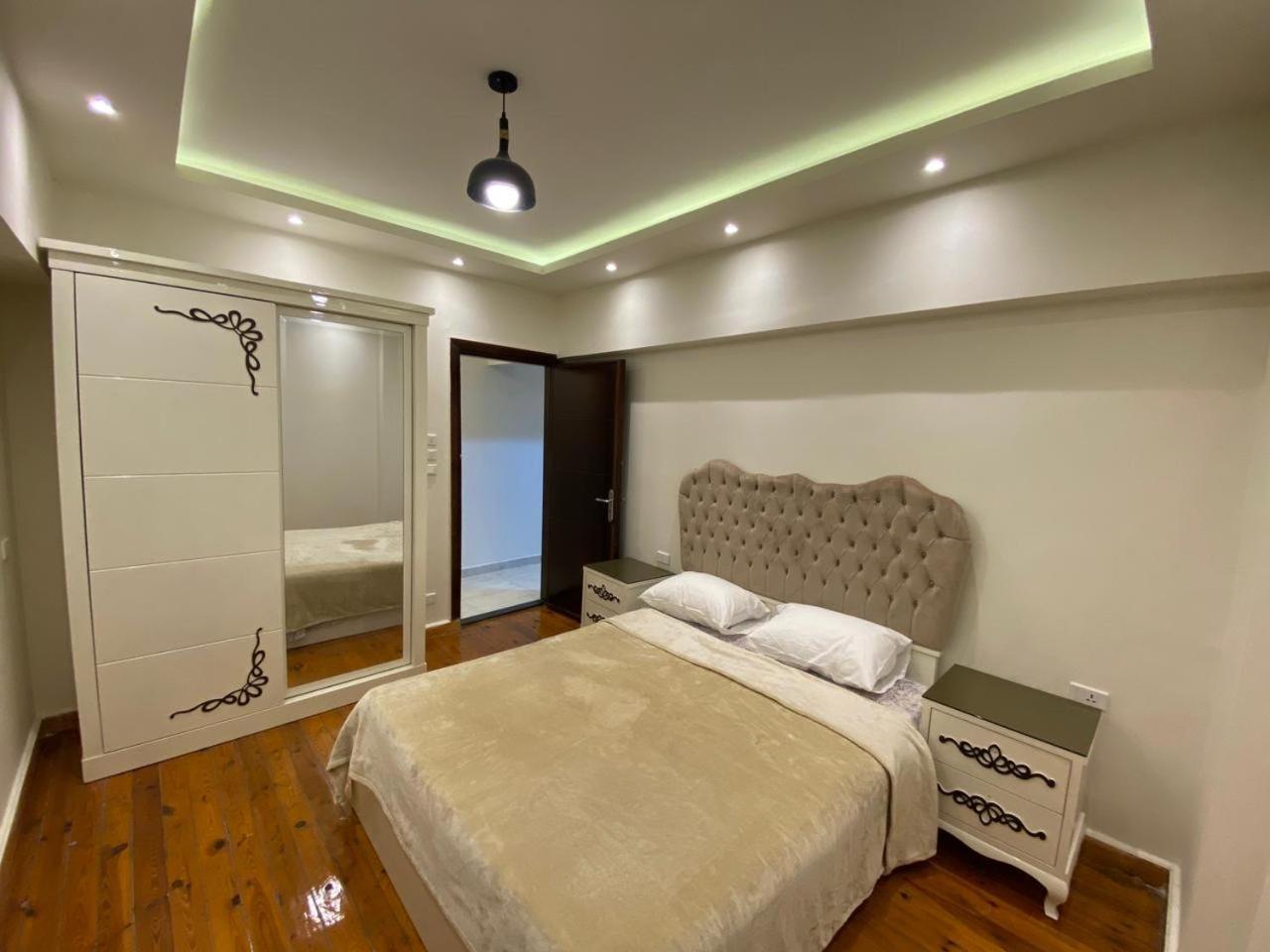 Apartment Luxury Gleem 2 Direct Sea View *