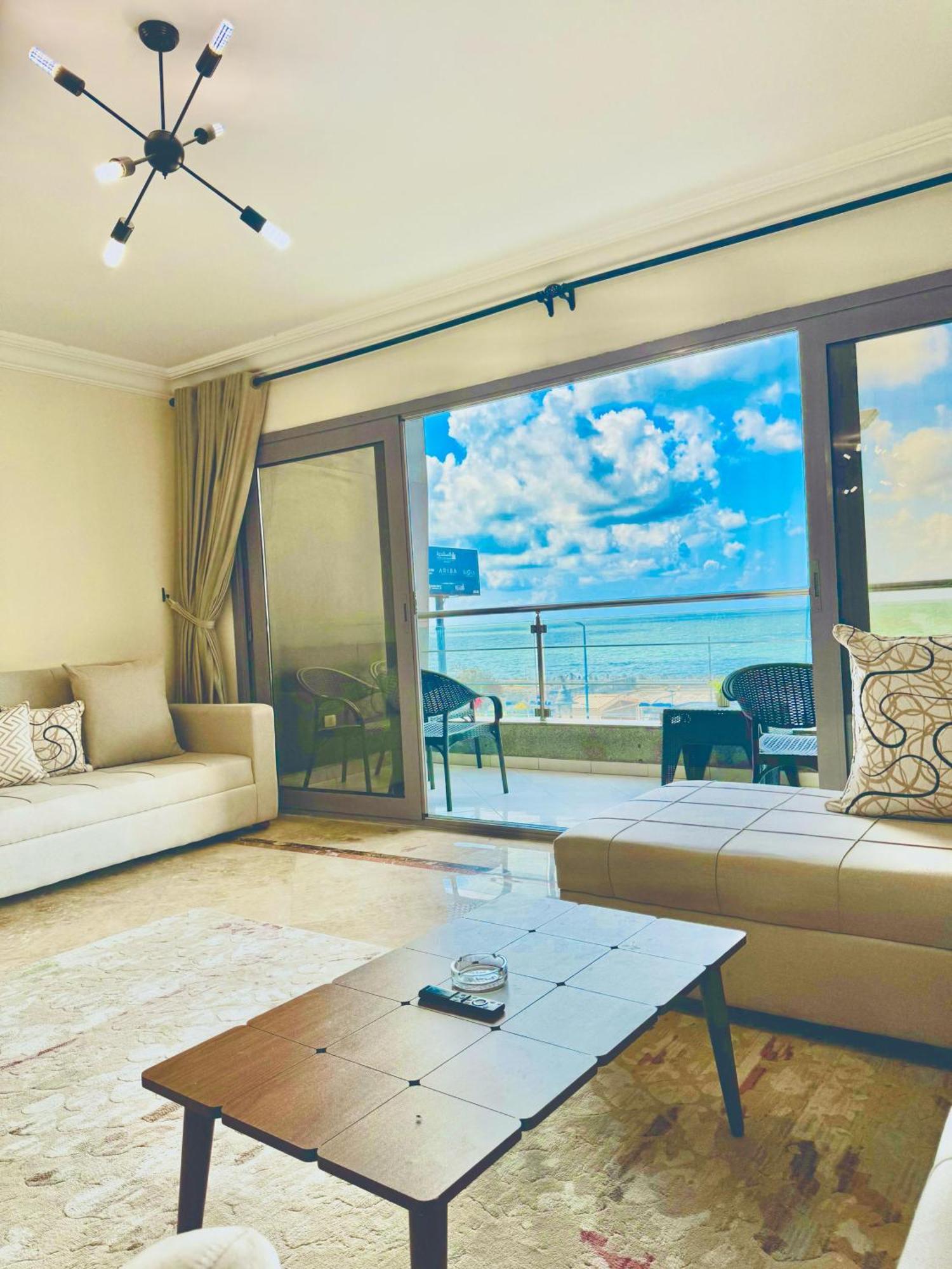 Luxury Gleem 2 Direct Sea View Apartment *