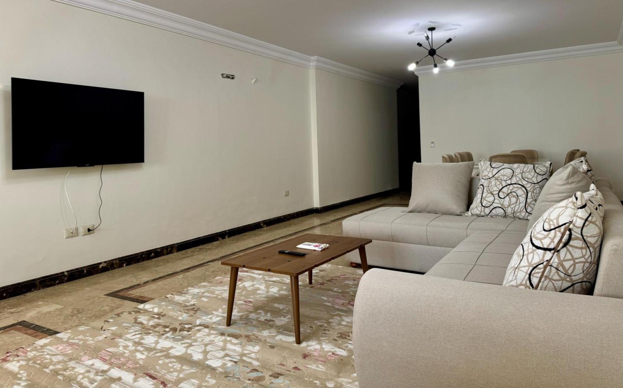 Apartment Luxury Gleem 2 Direct Sea View