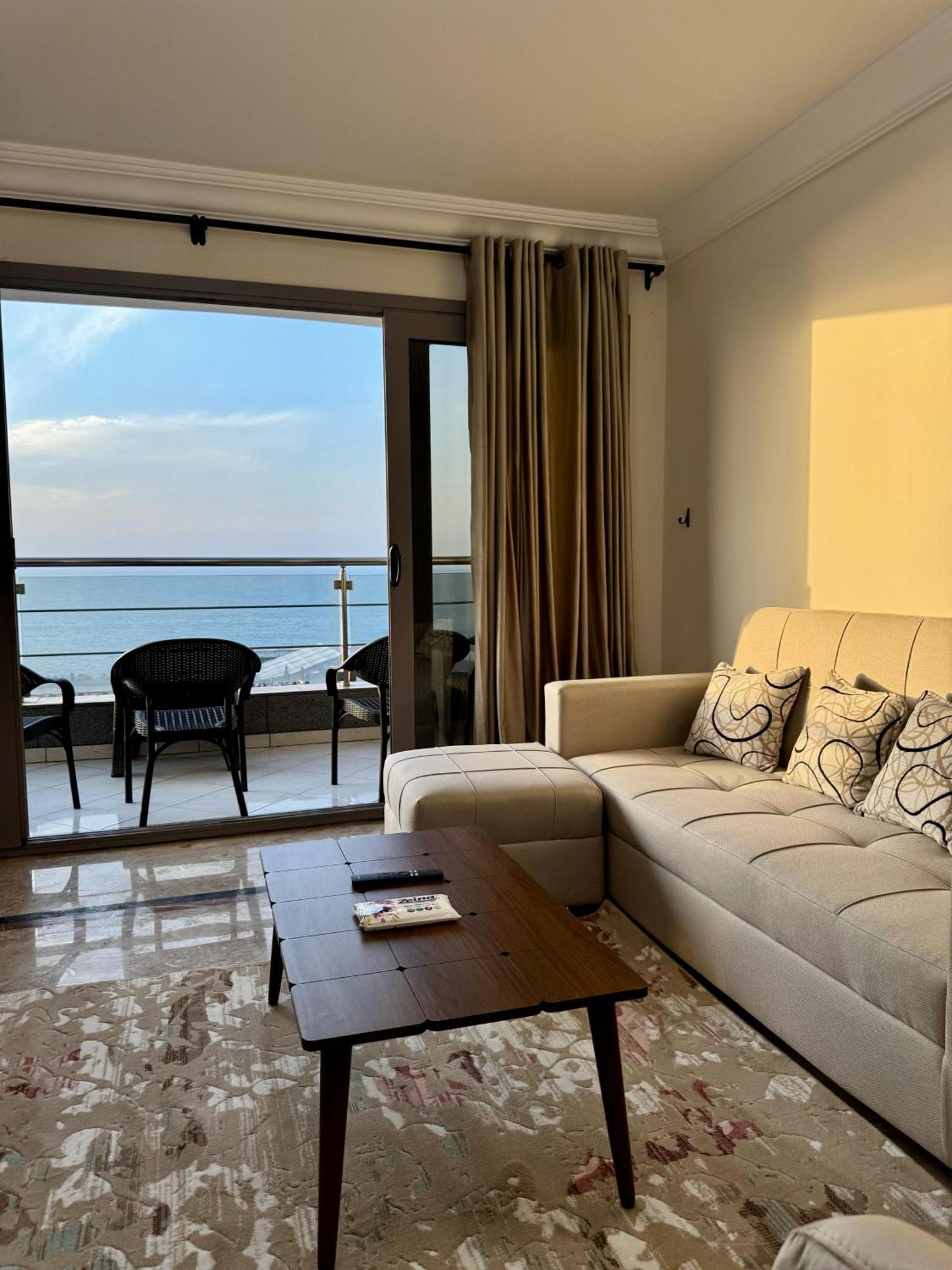 Apartment Luxury Gleem 2 Direct Sea View Alexandria