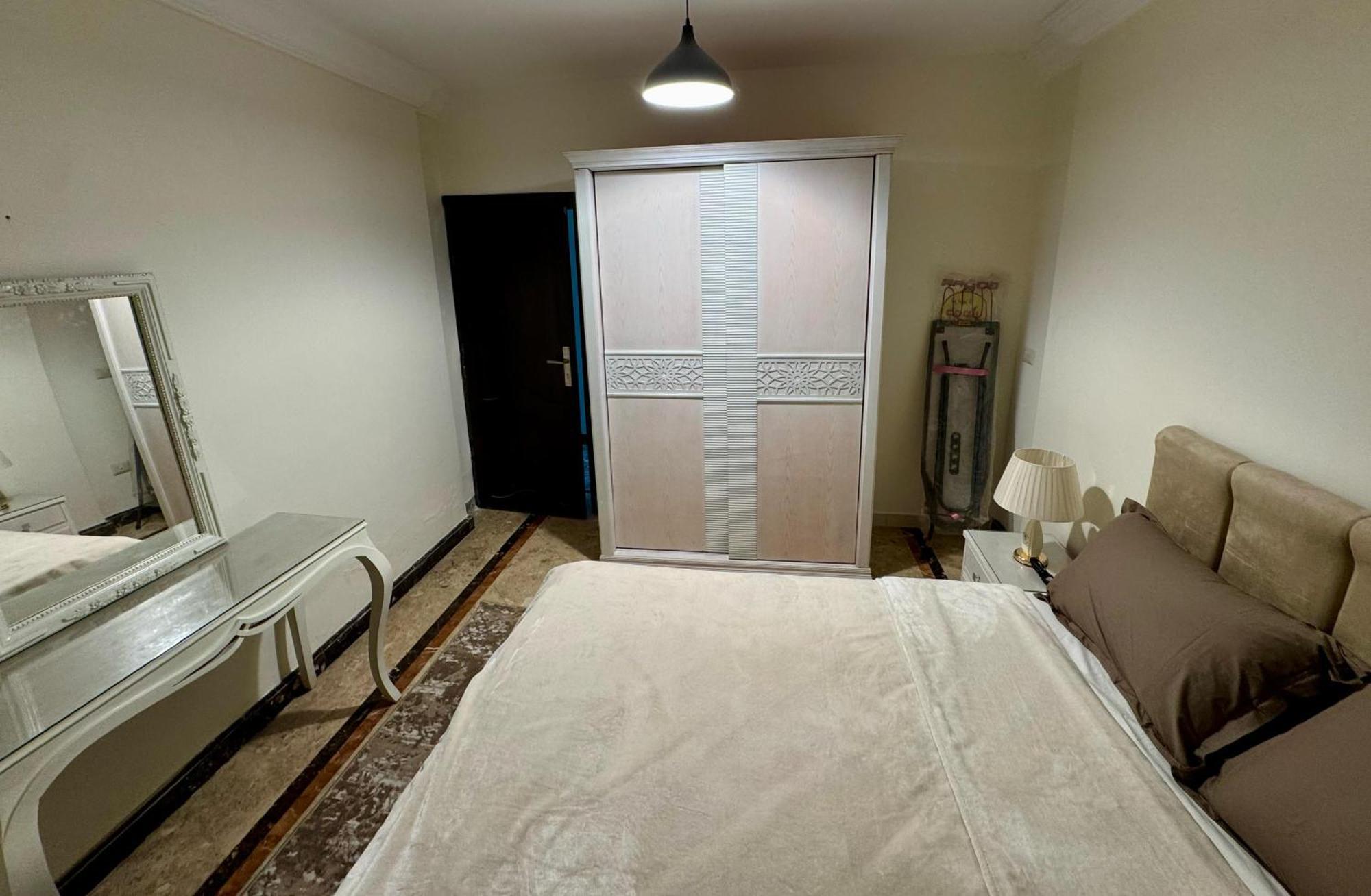 Luxury Gleem 2 Direct Sea View Apartment Alexandria